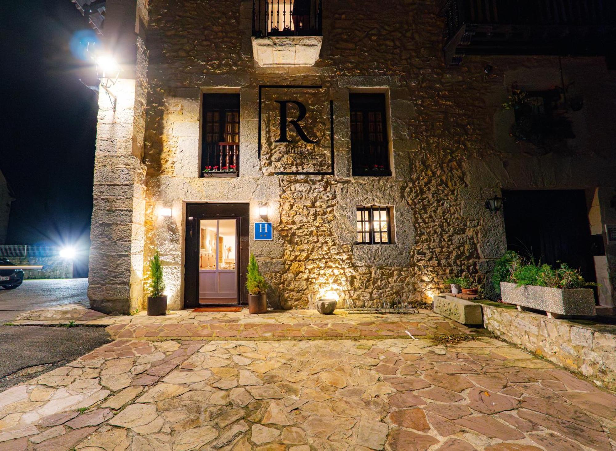 Hotel R Santillana Santillana del Mar Bagian luar foto