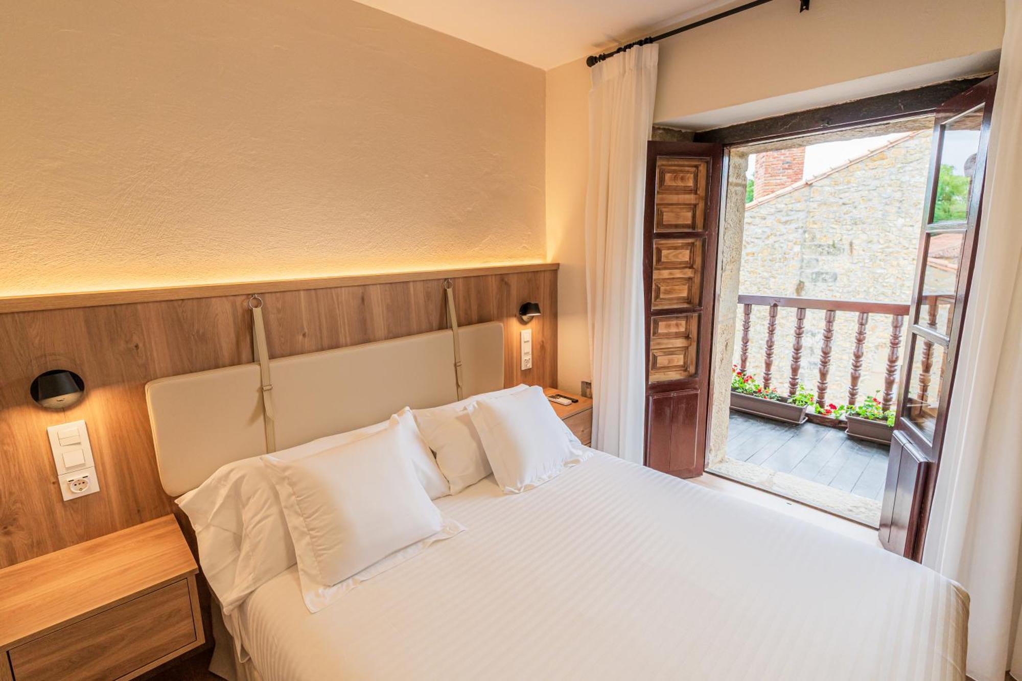 Hotel R Santillana Santillana del Mar Bagian luar foto